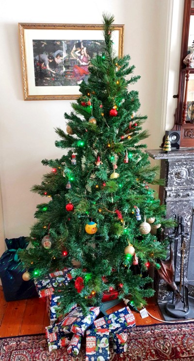 Christmas tree BV