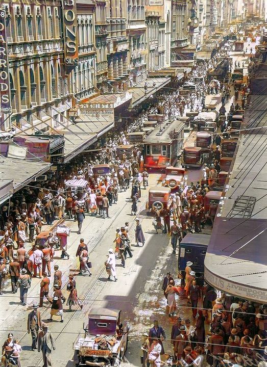 Christmas Shopping Pitt St Sydney Dec 1935